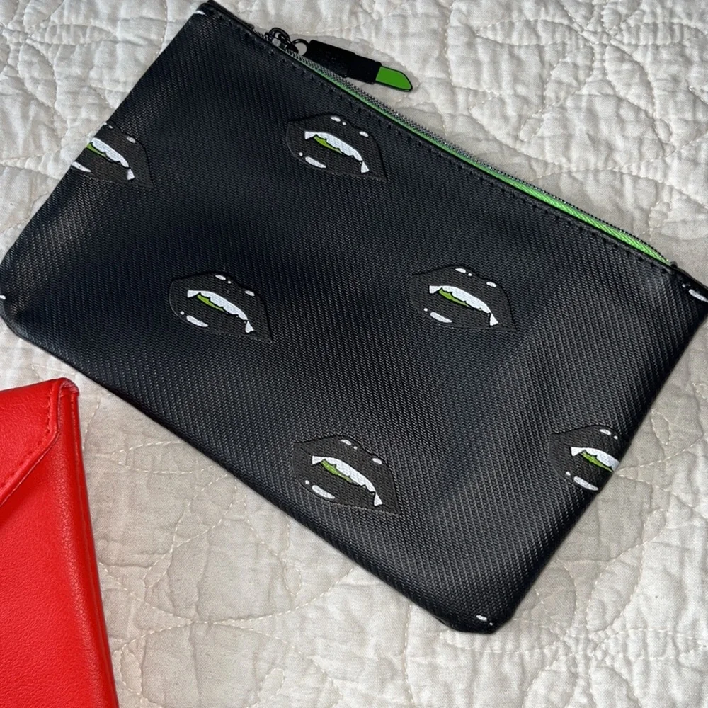 Bundle of 3 make up / cosmetic bags. NWOT!